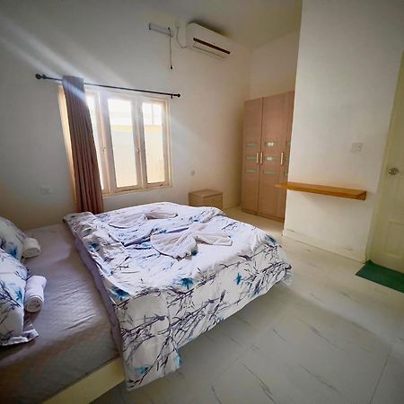 Hotel Surf Yoga Camp Thulusdhoo Esterno foto