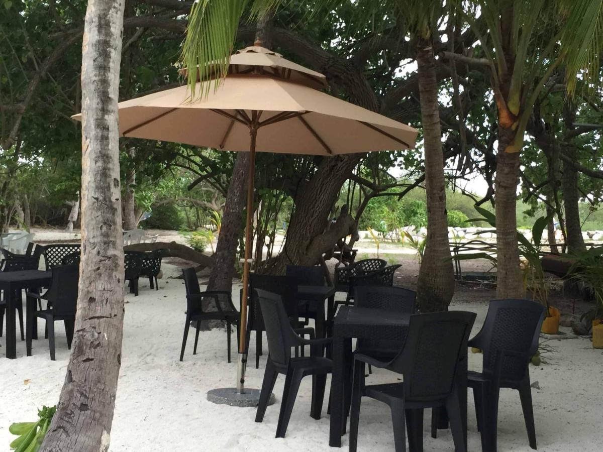 Hotel Surf Yoga Camp Thulusdhoo Esterno foto