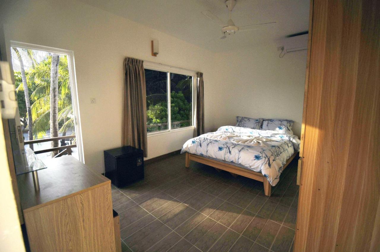 Hotel Surf Yoga Camp Thulusdhoo Esterno foto