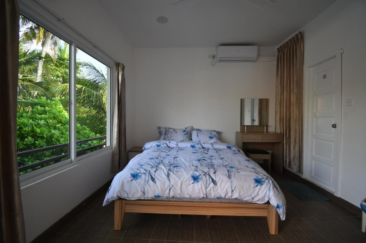 Hotel Surf Yoga Camp Thulusdhoo Esterno foto