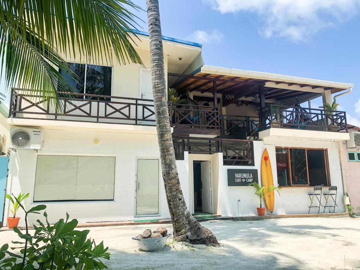 Hotel Surf Yoga Camp Thulusdhoo Esterno foto
